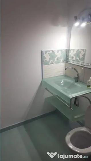 Apartament cu 3 camere decomandat, mobilat în Astra