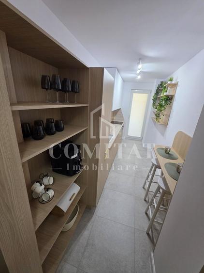 Apartament cu 2 camere semidecomandat, mobilat în Bulgaria