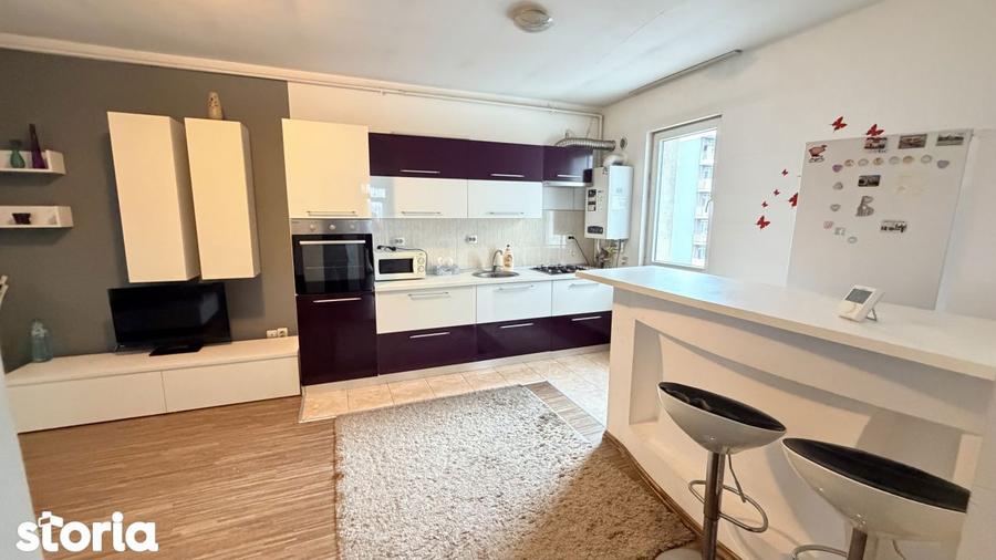 Apartament cu 3 camere, mobilat în Iris