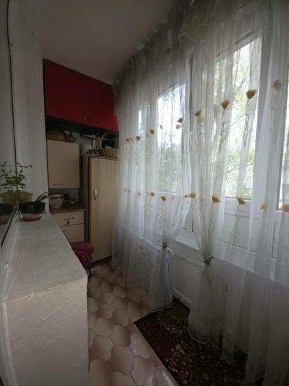 Apartament cu 4 camere în Drumul Taberei