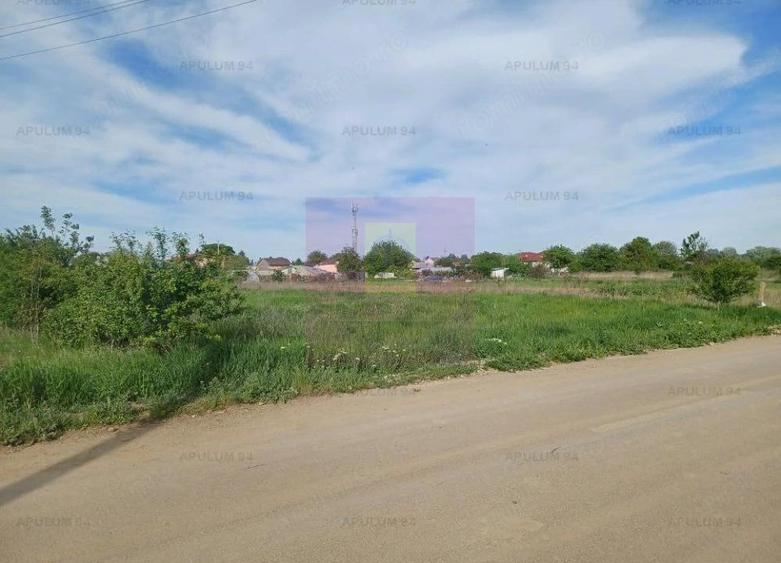 Teren de 1400 mp, în Joița