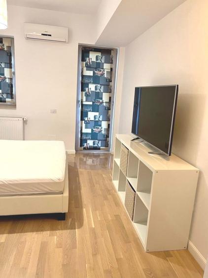 Apartament cu 3 camere semidecomandat, mobilat în Sisești