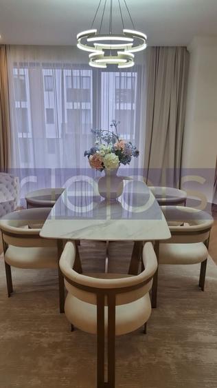 Apartament cu 4 camere în Pipera