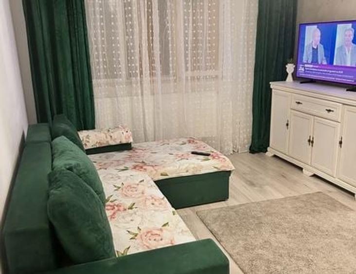 Apartament cu 2 camere semidecomandat în Iancului