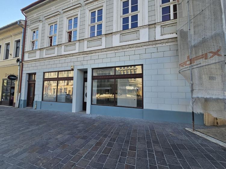 Spatiu comercial ultracentral de inchiriat - 3