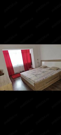 Apartament cu 3 camere decomandat în Gheorghe Doja