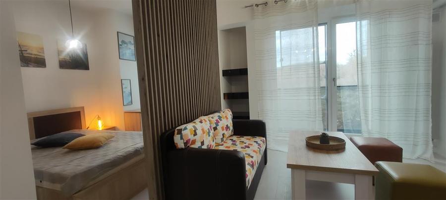 Apartament cu 2 camere decomandat în Tătărași