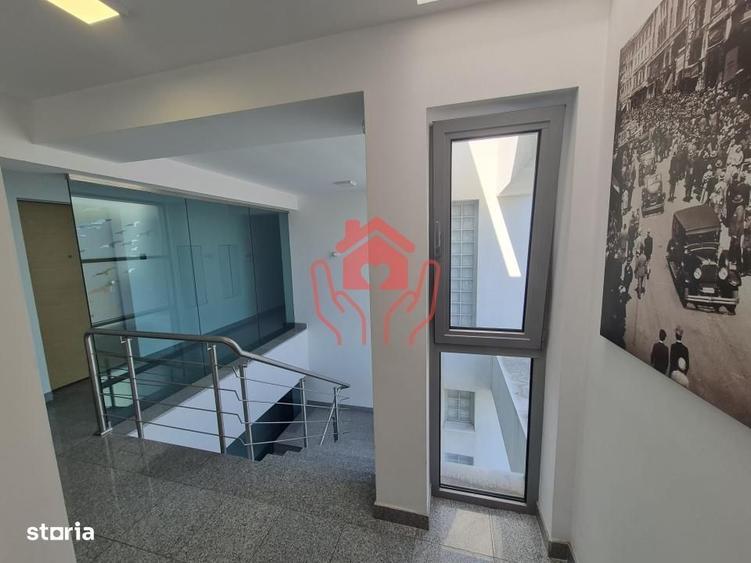 Apartament cu 2 camere, mobilat în Calea Victoriei