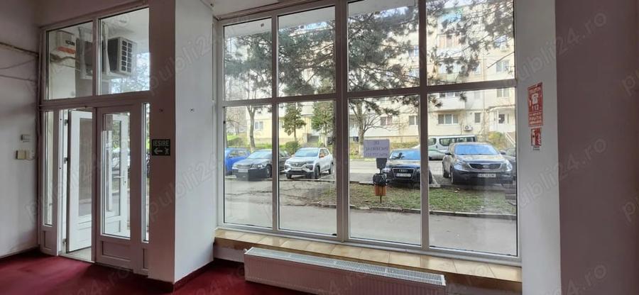 Spațiu comercial, de 94 mp, în Bejan