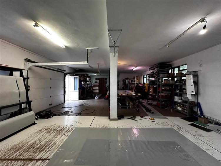 Spațiu industrial, de 137 mp, în Păcurari
