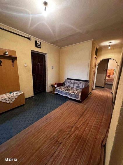 De vanzare apartament spa?ios cu 3 camere Cartier Tudor Vladimirescu - 2