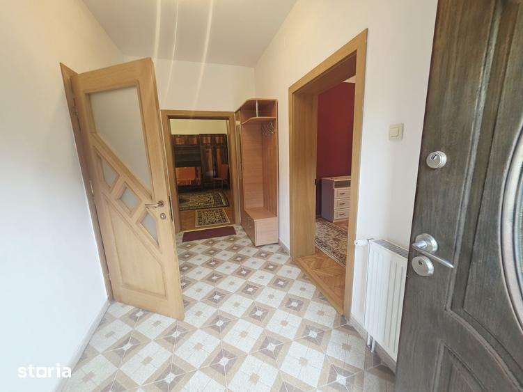 Inchiriez apartament 3 camere cu gradina - 2