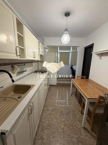 Apartament cu 2 camere decomandat în Crângași