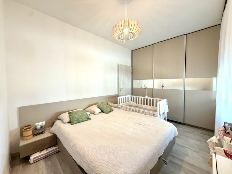 Apartament cu 2 camere decomandat, mobilat în Dumbrăvița
