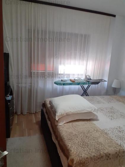 Apartament cu 3 camere decomandat, mobilat în Dorobanți