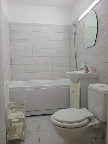 Apartament cu 2 camere semidecomandat în Băncilor