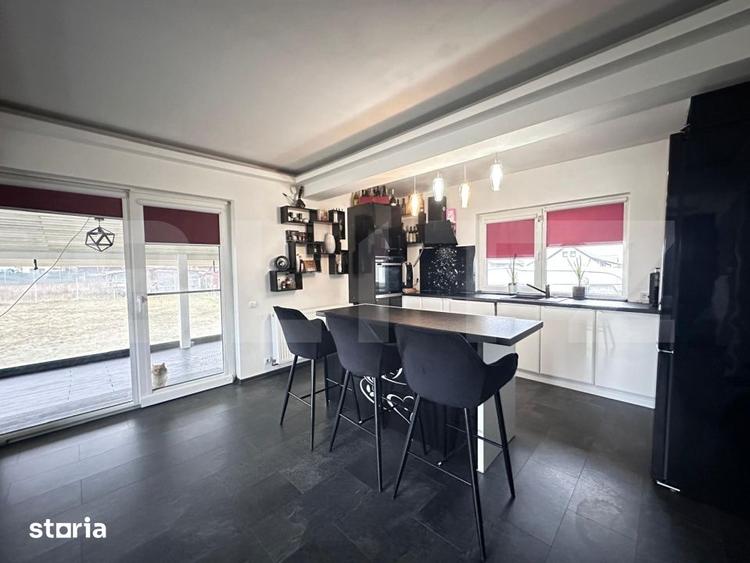 Casă cu 7 camere cu Teren 1350 Mp în Sânpetru