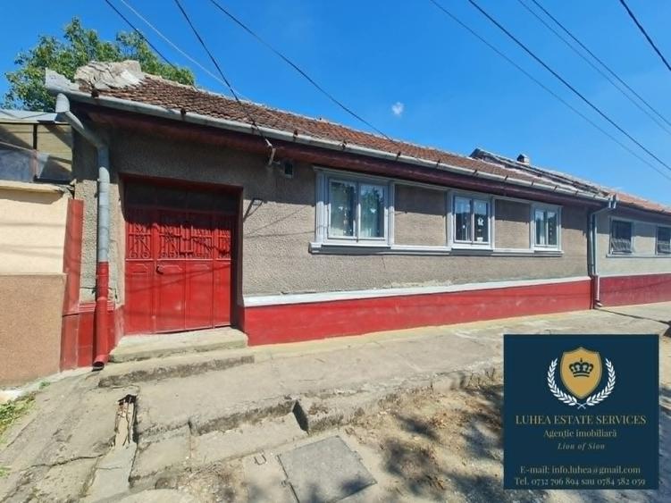 Casă cu 5 camere, baie, bucătărie, curte și 520mp teren - 1