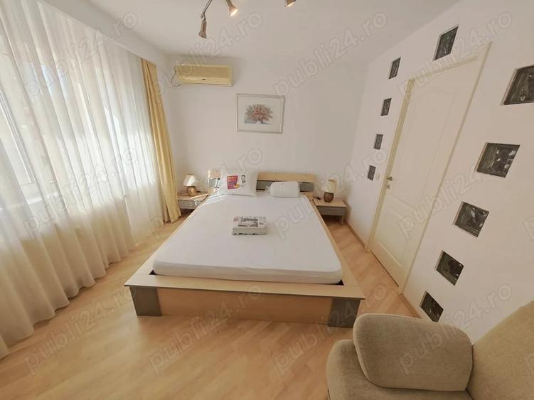 Apartament cu 2 camere decomandat în Central