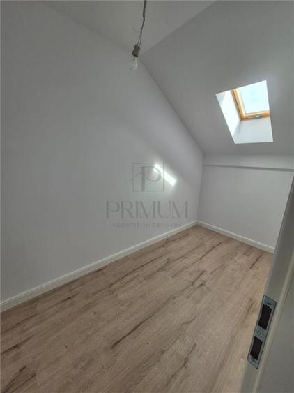 Duplex cu 4 camere cu Canalizare în Moșnița Nouă