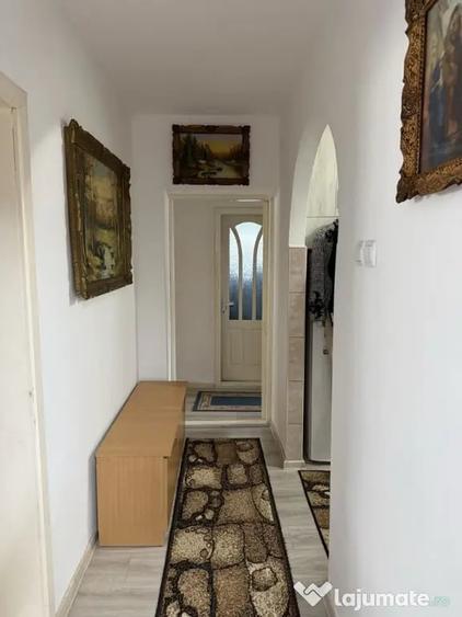Apartament cu 3 camere decomandat în Ultracentral