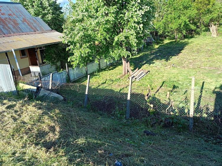 Teren de 1426 mp, în Central