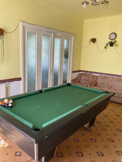 Casă cu 12 camere cu Canalizare în Bușteni