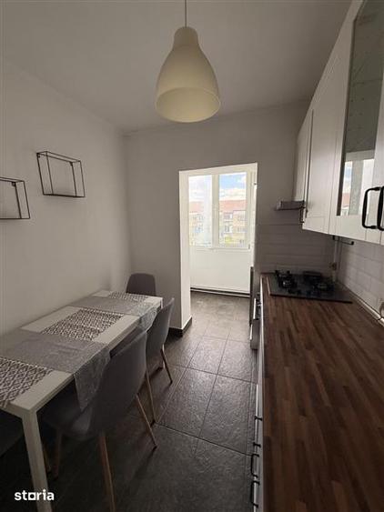 Apartament cu 2 camere decomandat, mobilat în Aradului