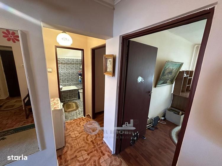 Apartament 3 camere decomandat, 70 mp, Centru UMF, etaj 3 - 1
