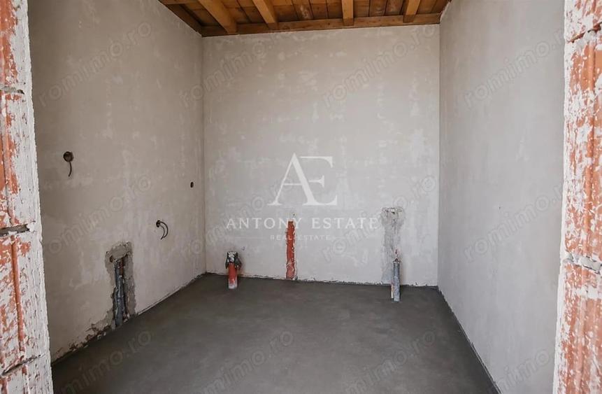 Casă cu 1 camere cu Teren 300 Mp în Rontău