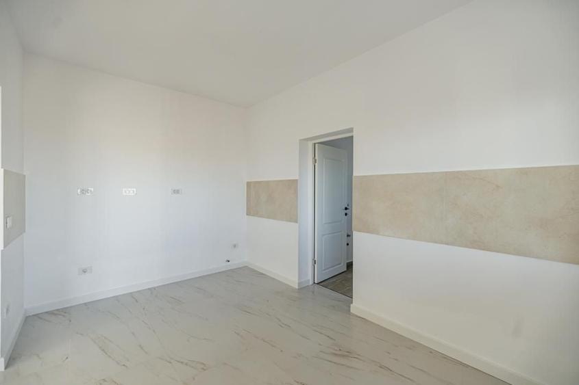 Casă individuală cu 5 camere cu Teren 313 Mp în Săcălaz