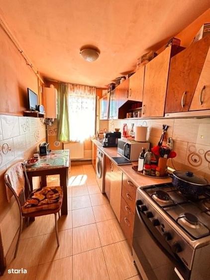 Apartament cu 4 camere decomandat în Decebal