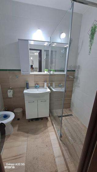 Apartament cu 3 camere în Lazaret