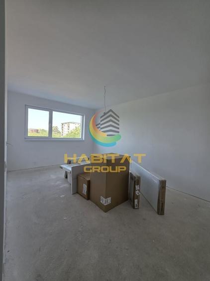 Apartament cu 3 camere decomandat în Metalurgiei
