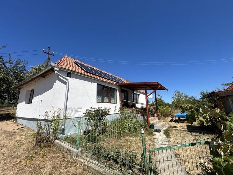 Casă cu 4 camere în Huta