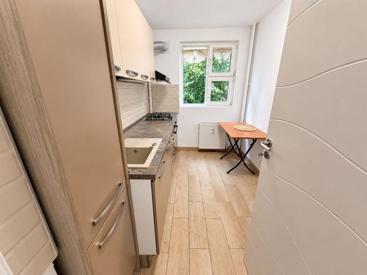 Apartament cu 3 camere în Iancului