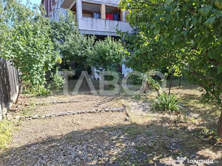 Casă cu 2 camere cu Teren 335 Mp în Tineretului