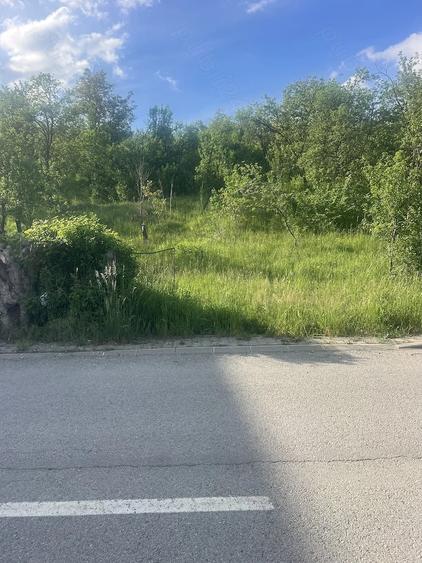 Teren de 3900 mp, în Central