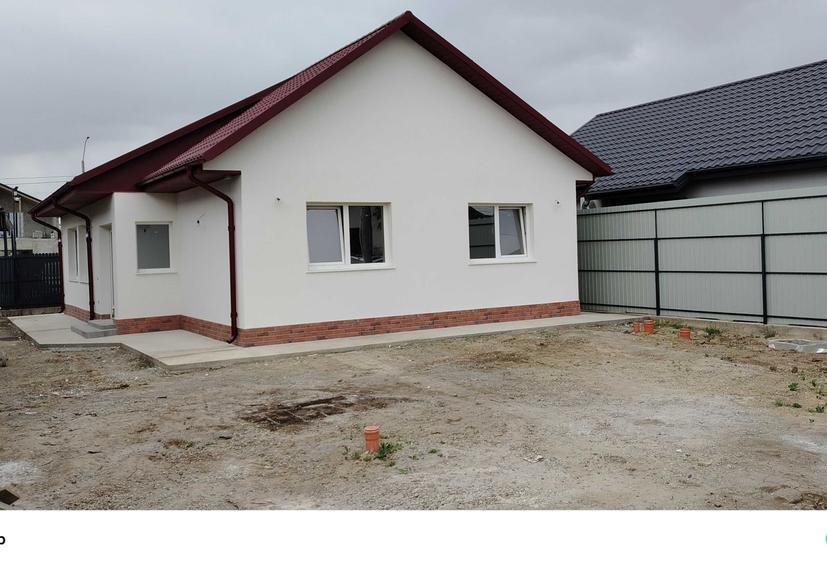 Casă cu 3 camere în Cazasu