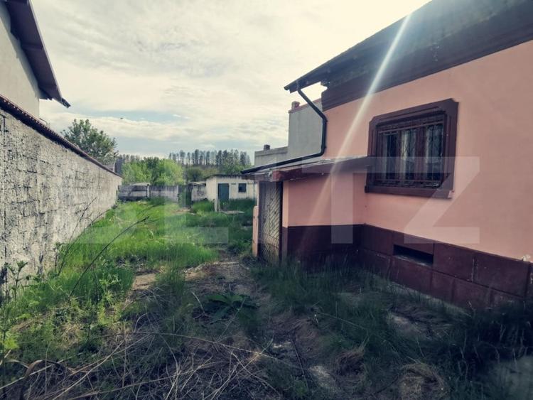 Casă individuală cu 5 camere cu Teren 1624 Mp în Cernele