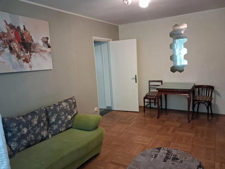 Apartament cu 2 camere semidecomandat, mobilat în Eroii Revoluției