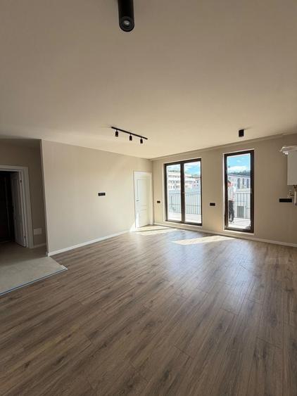 Apartament 2 camere, terasa, etaj intermediar, garaj, Eroilor - 1
