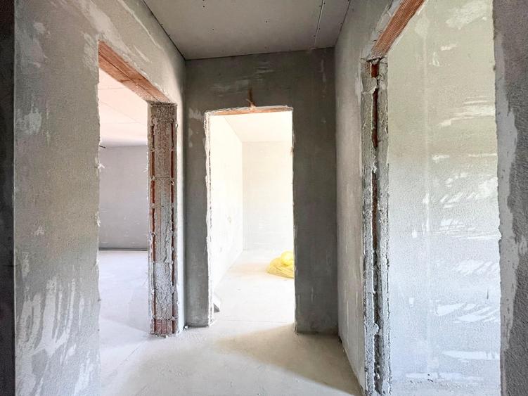Duplex cu 4 camere cu Canalizare în Moșnița Veche