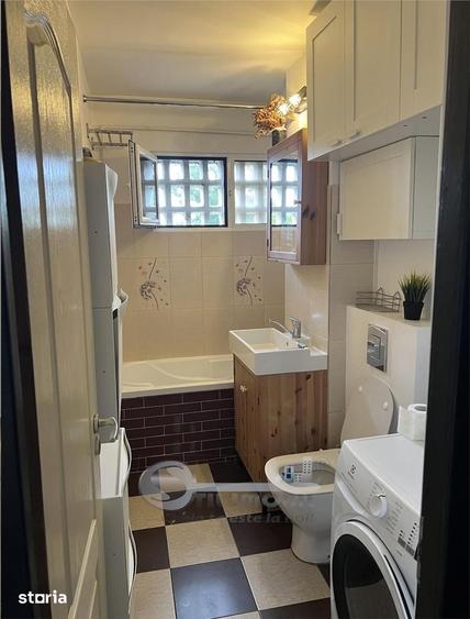Apartament cu 3 camere în Splai Bahlui