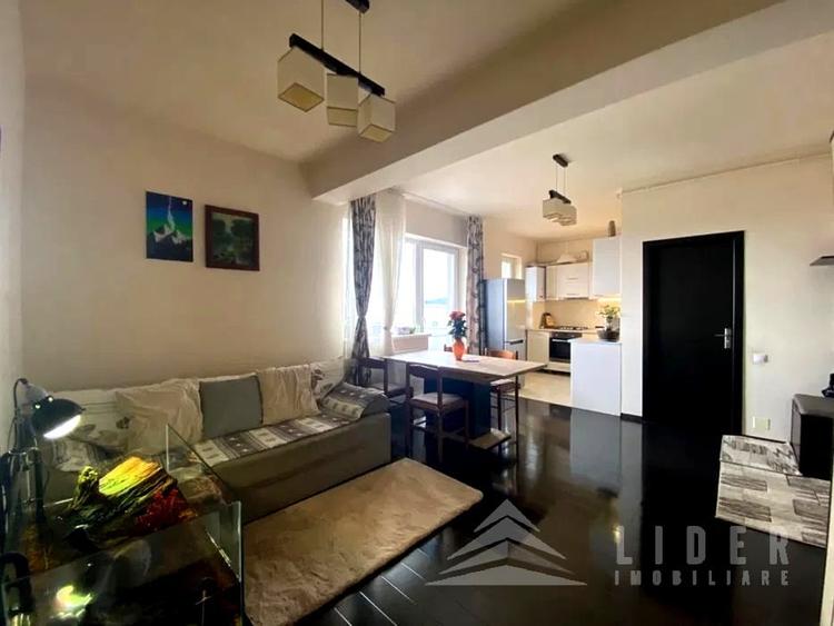 Apartament cu 2 camere semidecomandat, mobilat în Bună Ziua