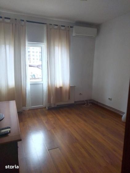 Apartament cu 2 camere decomandat în Decebal