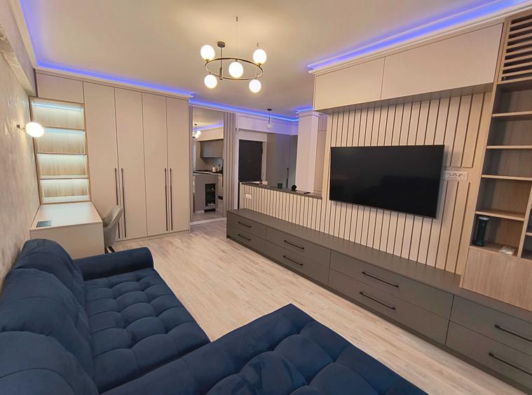Apartament cu 2 camere decomandat în Nicolina