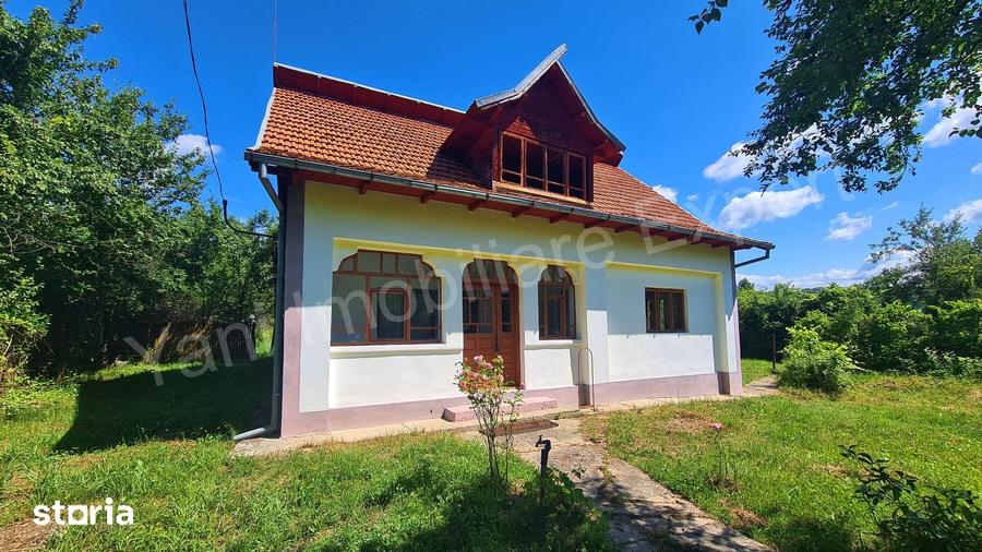 Casă cu 3 camere cu Teren 2401 Mp în Ciofrângeni
