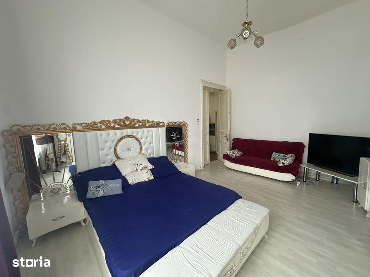 Apartament cu 7 camere în Centrul Civic