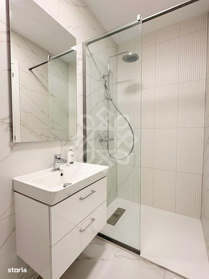 Apartament cu 3 camere decomandat în Nufărul
